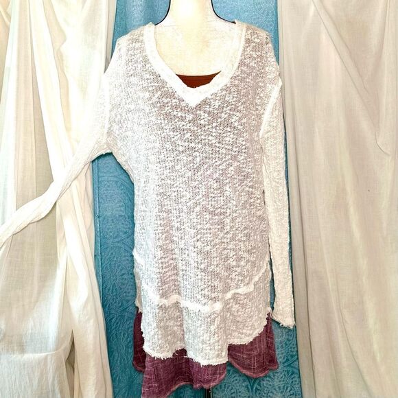 We The Free Ocean Air Hacci in White - Picture 7 of 9